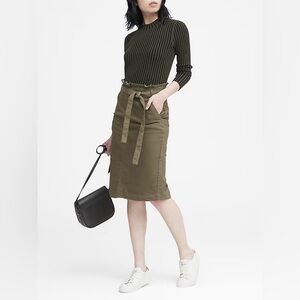 Banana Republic paper-bag waist skirt